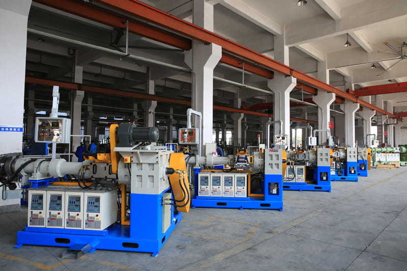 Rubber Extrusion Machines Suppliers: Revolutionizing the Production of Rubber-Based Products
