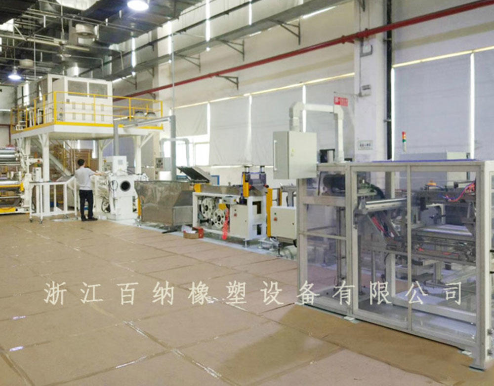 Automobile windshield washer preforming production line