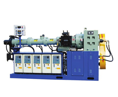 The Extrusion Molding Process Of The Rubber Extrude Machine