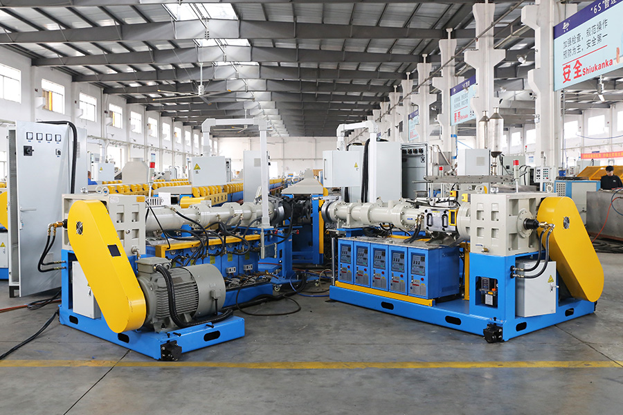 The Complete Rubber Extrusion Production Line: Key Components and Their Functions